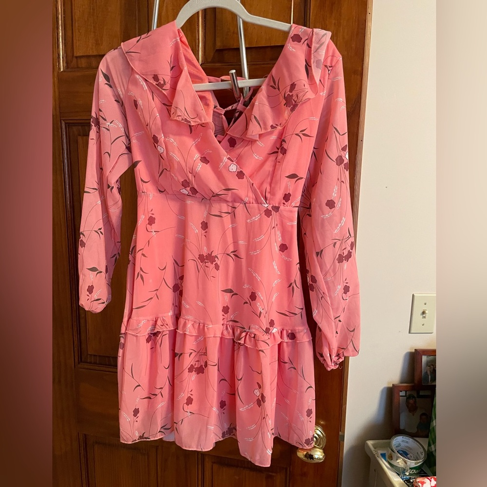 Long sleeve dress.